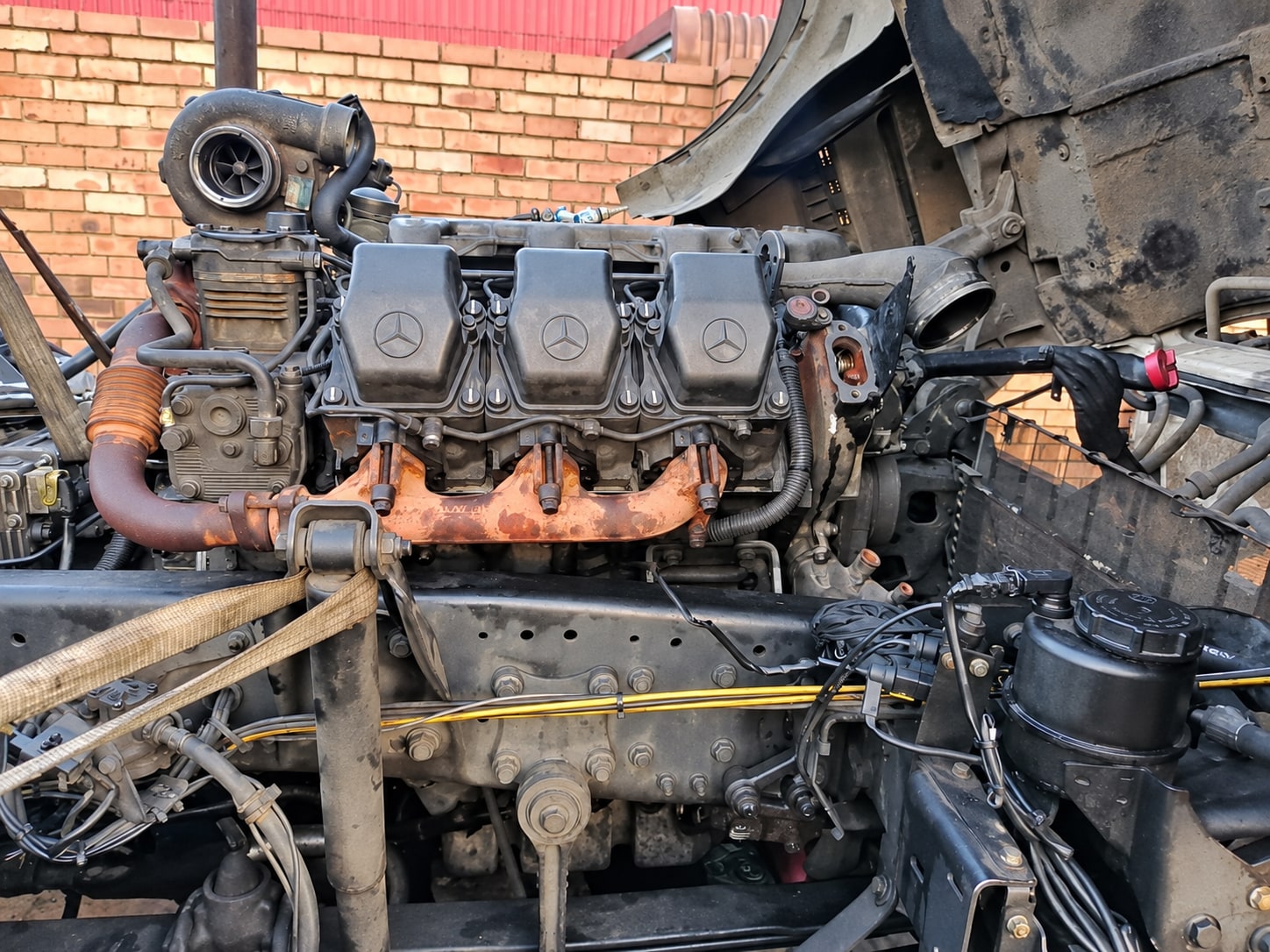 Mercedes Benz engine — close-up